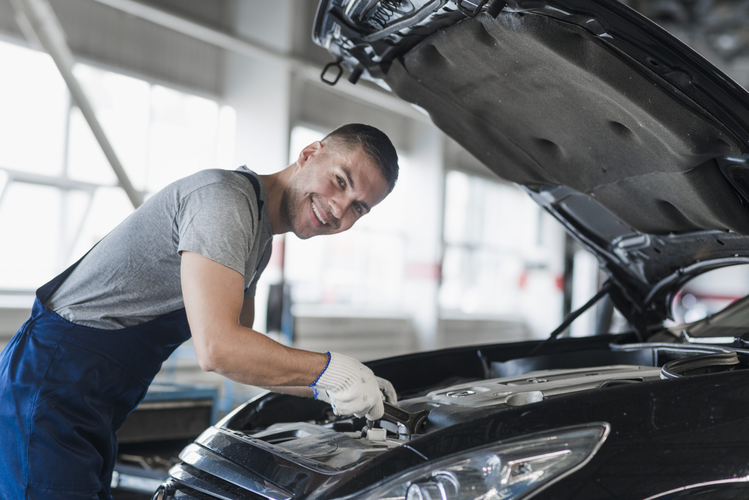 Tipos de Oficina Mecânica: Guia Completo para Escolher sua Especialidade